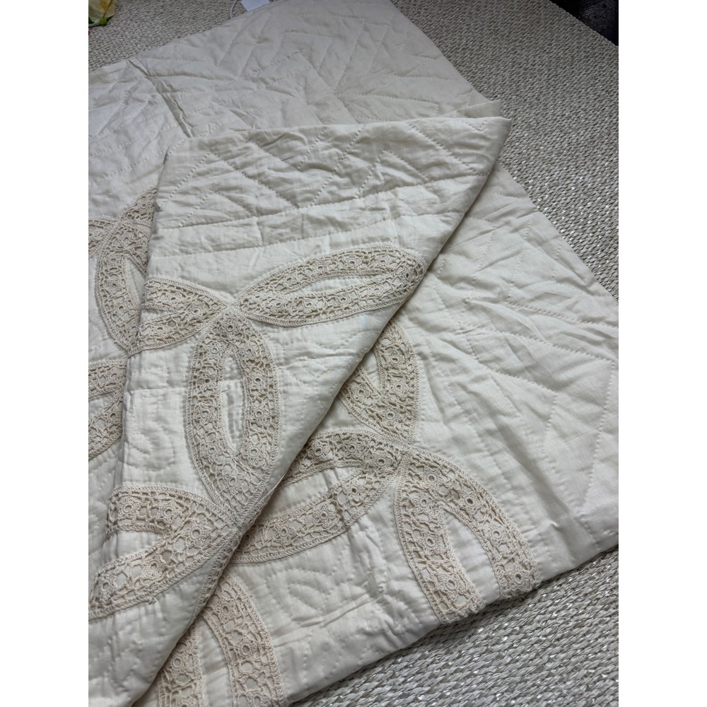 Vintage 1993 Linen Cotton Quilt Ivory Crochet Lace Applique twin Cottagecore - Picture 1 of 7